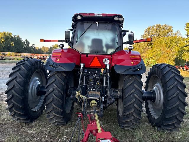 Image of Case IH Magnum 310 equipment image 3