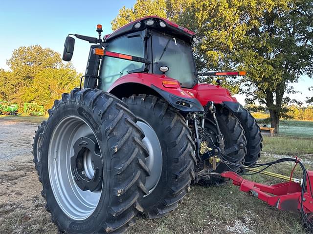 Image of Case IH Magnum 310 equipment image 4