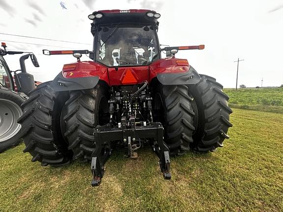 Image of Case IH Magnum 310 equipment image 4