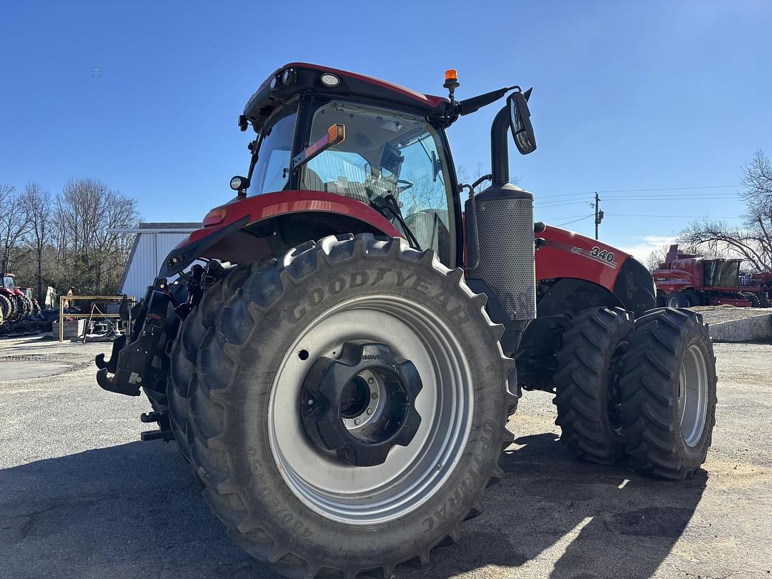 Image of Case IH Magnum 340 Image 1