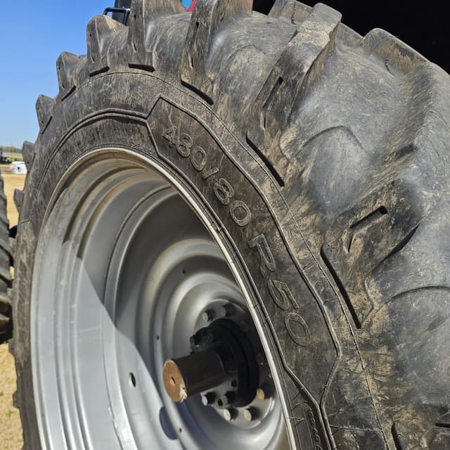 Image of Case IH Magnum 340 equipment image 3