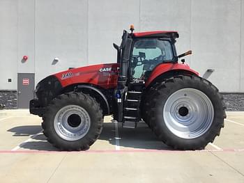 2022 Case IH Magnum 340 Equipment Image0