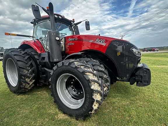 Image of Case IH Magnum 340 equipment image 2