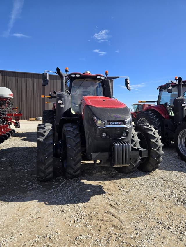 Image of Case IH Magnum 340 equipment image 2
