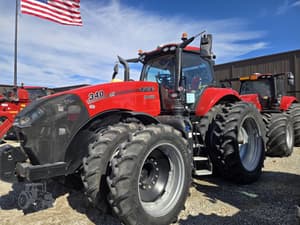 2022 Case IH Magnum 340 Image
