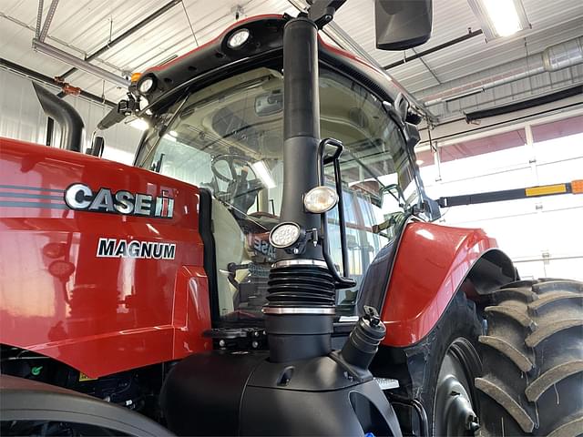 Thumbnail image Case IH Magnum 340 AFS Connect 5