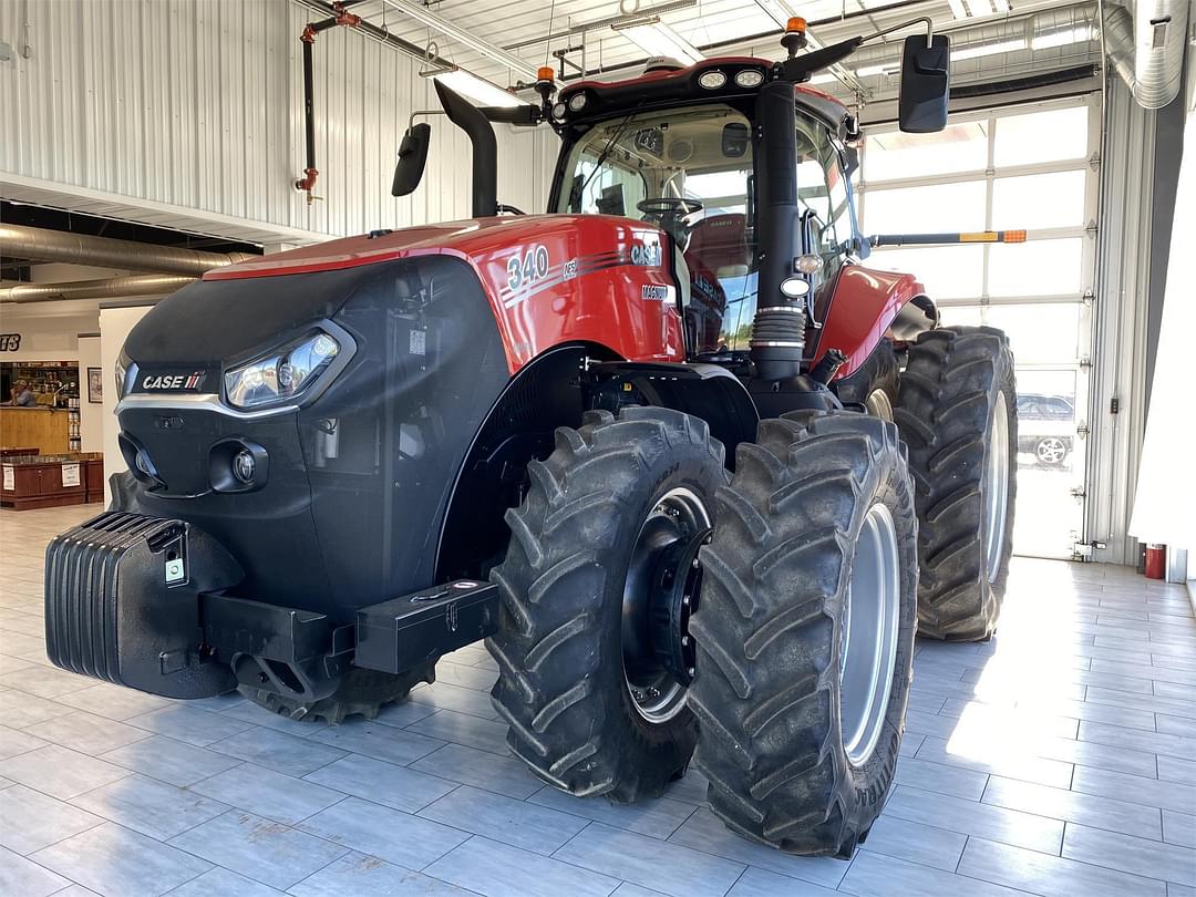 Image of Case IH Magnum 340 Primary image