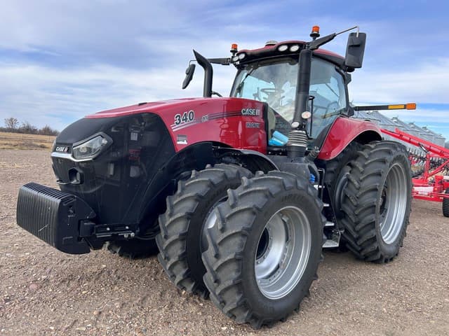 Image of Case IH Magnum 340 equipment image 3