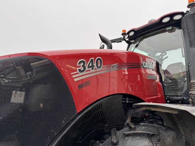 Image of Case IH Magnum 340 equipment image 2