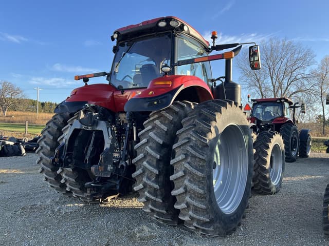 Image of Case IH Magnum 340 equipment image 2