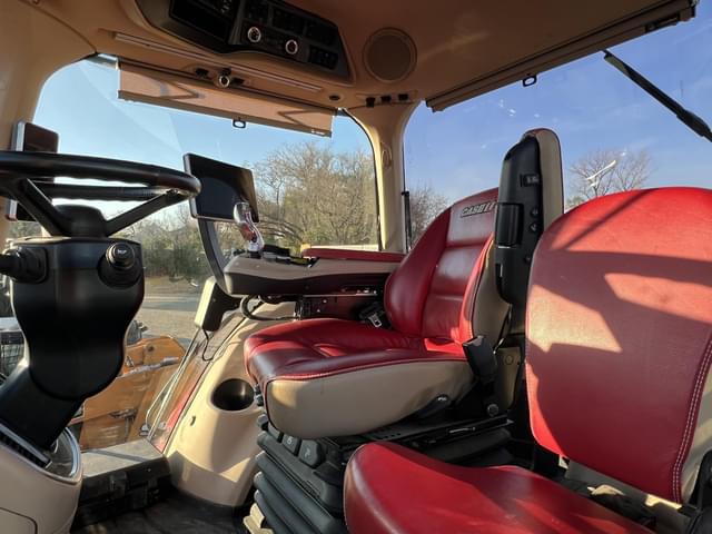 Image of Case IH Magnum 340 equipment image 4