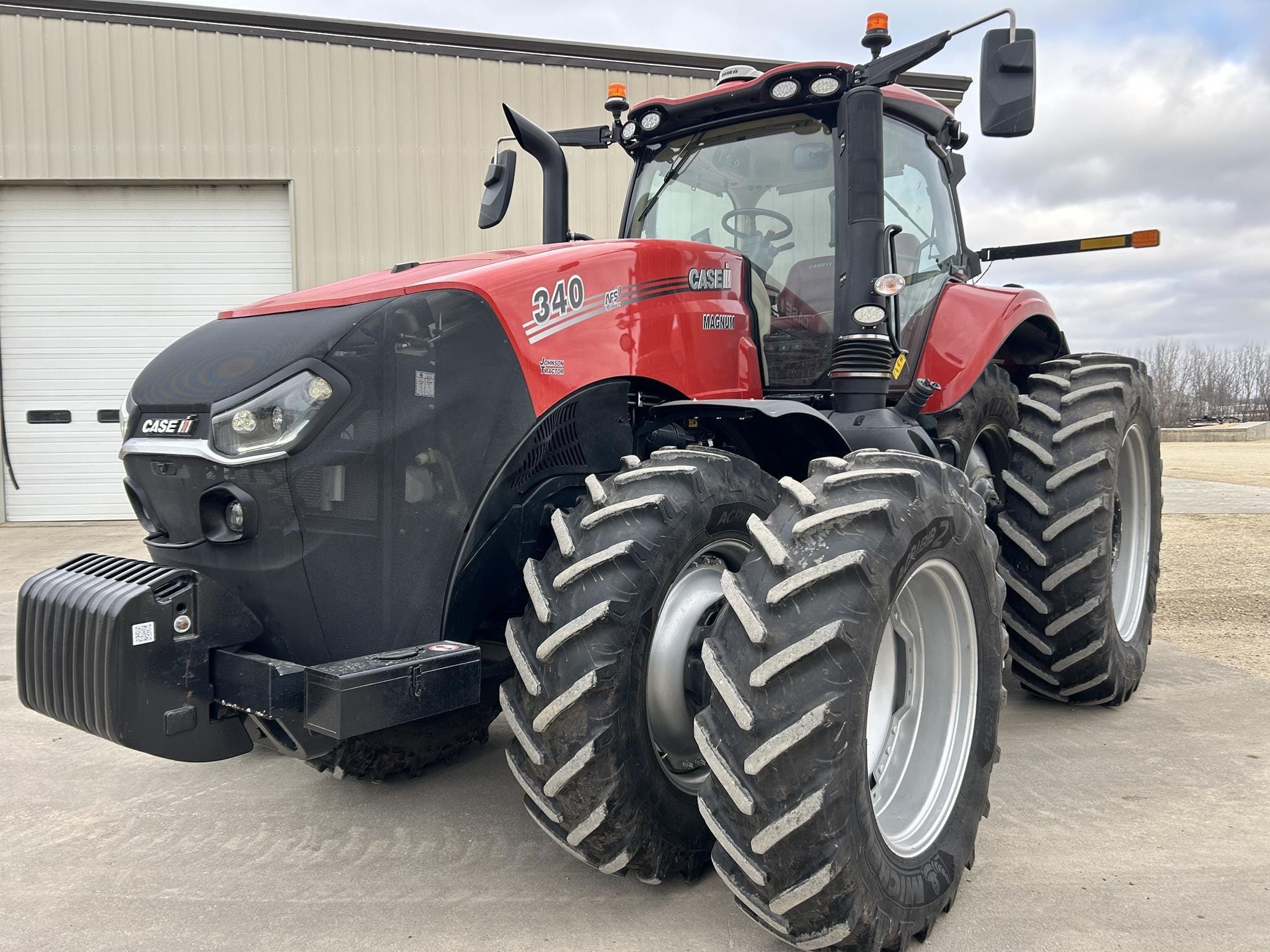 2022 Case IH Magnum 340 Equipment Image0