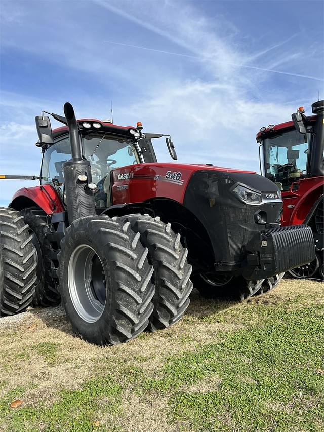 Image of Case IH Magnum 340 equipment image 1