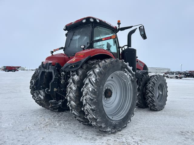 Image of Case IH Magnum 340 equipment image 4
