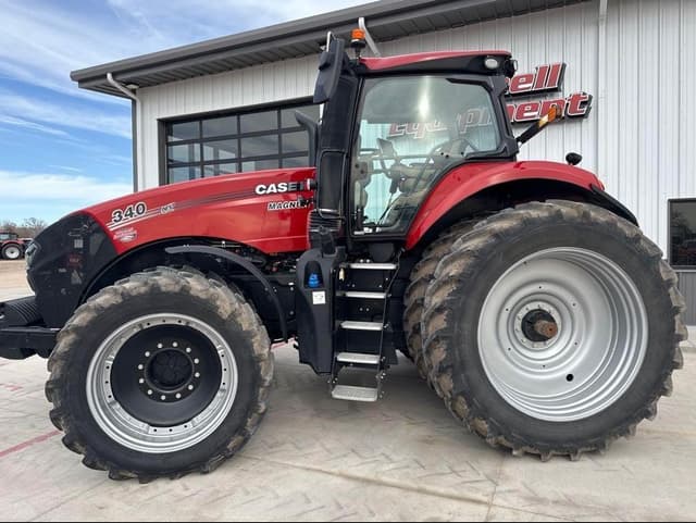 Image of Case IH Magnum 340 equipment image 2
