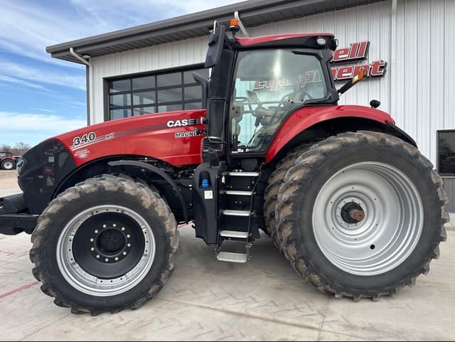 Image of Case IH Magnum 340 equipment image 2