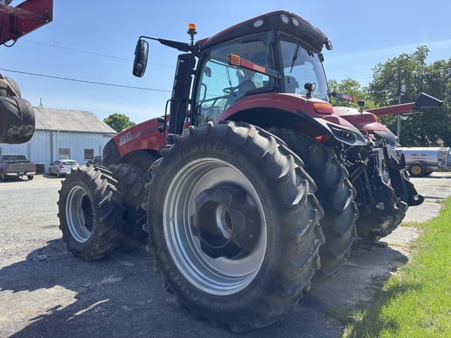 Image of Case IH Magnum 340 equipment image 2