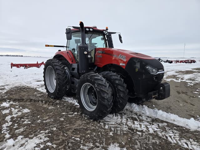 Image of Case IH Magnum 340 equipment image 3