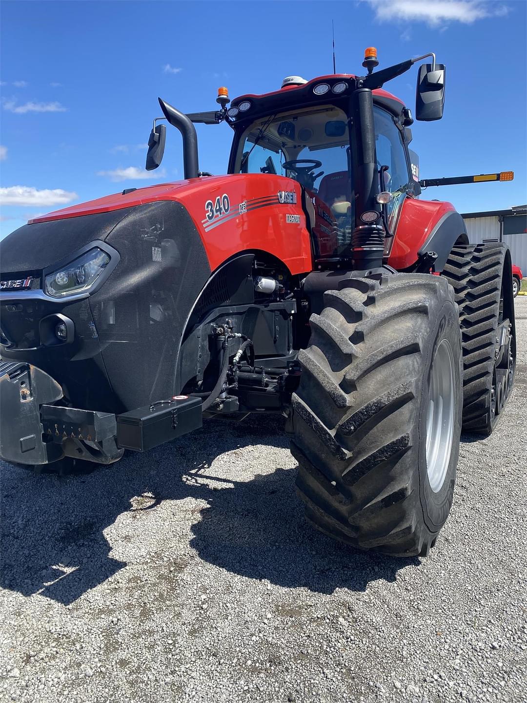 Image of Case IH Magnum 340 Rowtrac Primary image