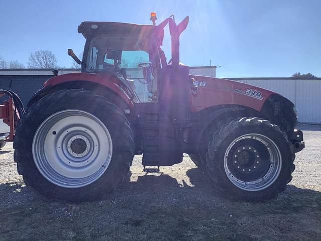 Image of Case IH Magnum 340 equipment image 1