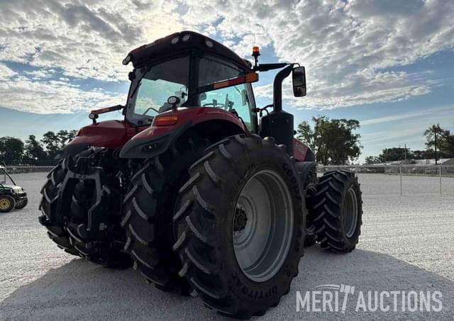 Image of Case IH Magnum 340 equipment image 4