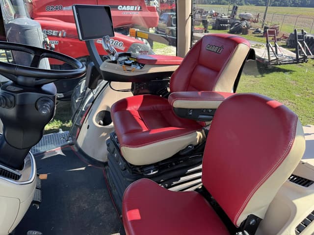 Image of Case IH Magnum 340 equipment image 2