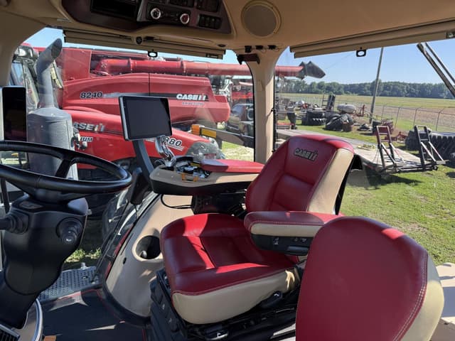 Image of Case IH Magnum 340 equipment image 3