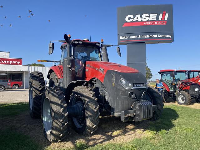 Image of Case IH Magnum 340 equipment image 3