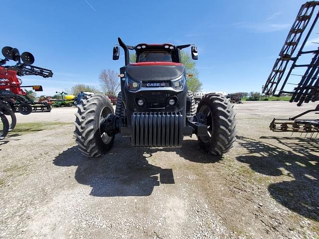Image of Case IH Magnum 380 RowTrac equipment image 2