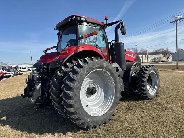 Image of Case IH Magnum 380 equipment image 2