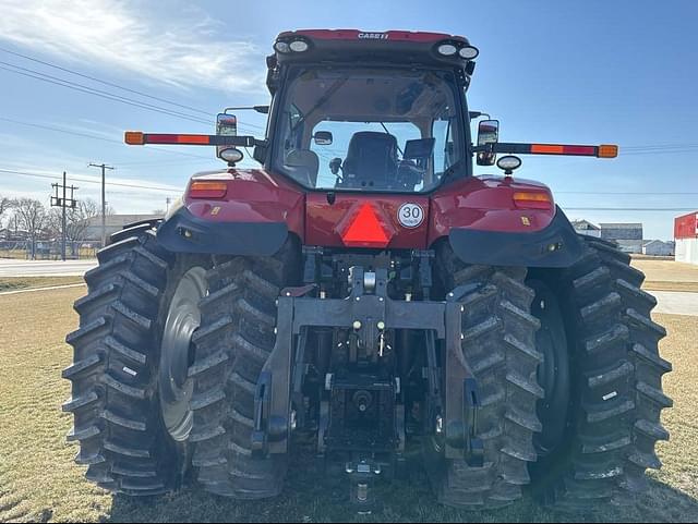 Image of Case IH Magnum 380 equipment image 3