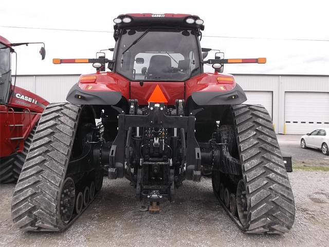 Image of Case IH Magnum 380 RowTrac equipment image 4