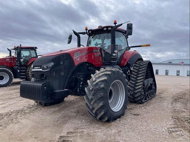 Image of Case IH Magnum 380 RowTrac equipment image 2