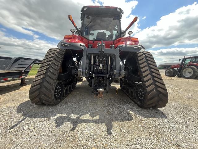 Image of Case IH Magnum 380 RowTrac equipment image 4