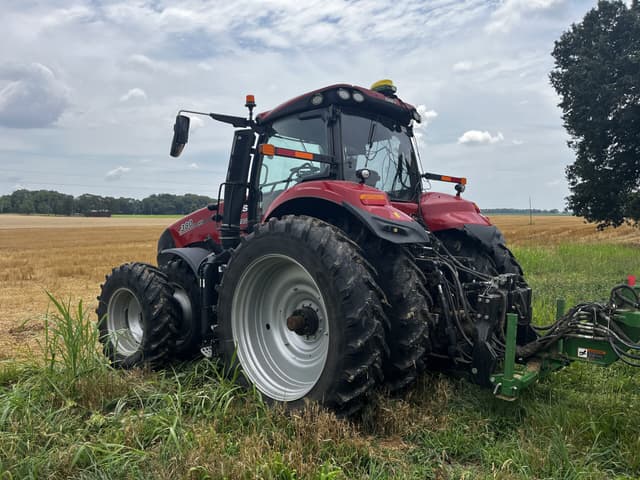 Image of Case IH Magnum 380 equipment image 4