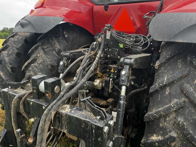 Image of Case IH Magnum 380 equipment image 3