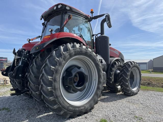 Image of Case IH Magnum 380 equipment image 2