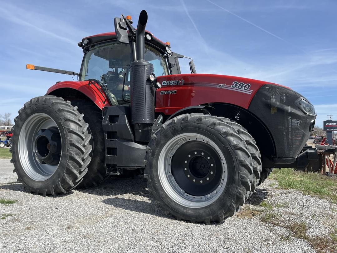 Image of Case IH Magnum 380 Primary image