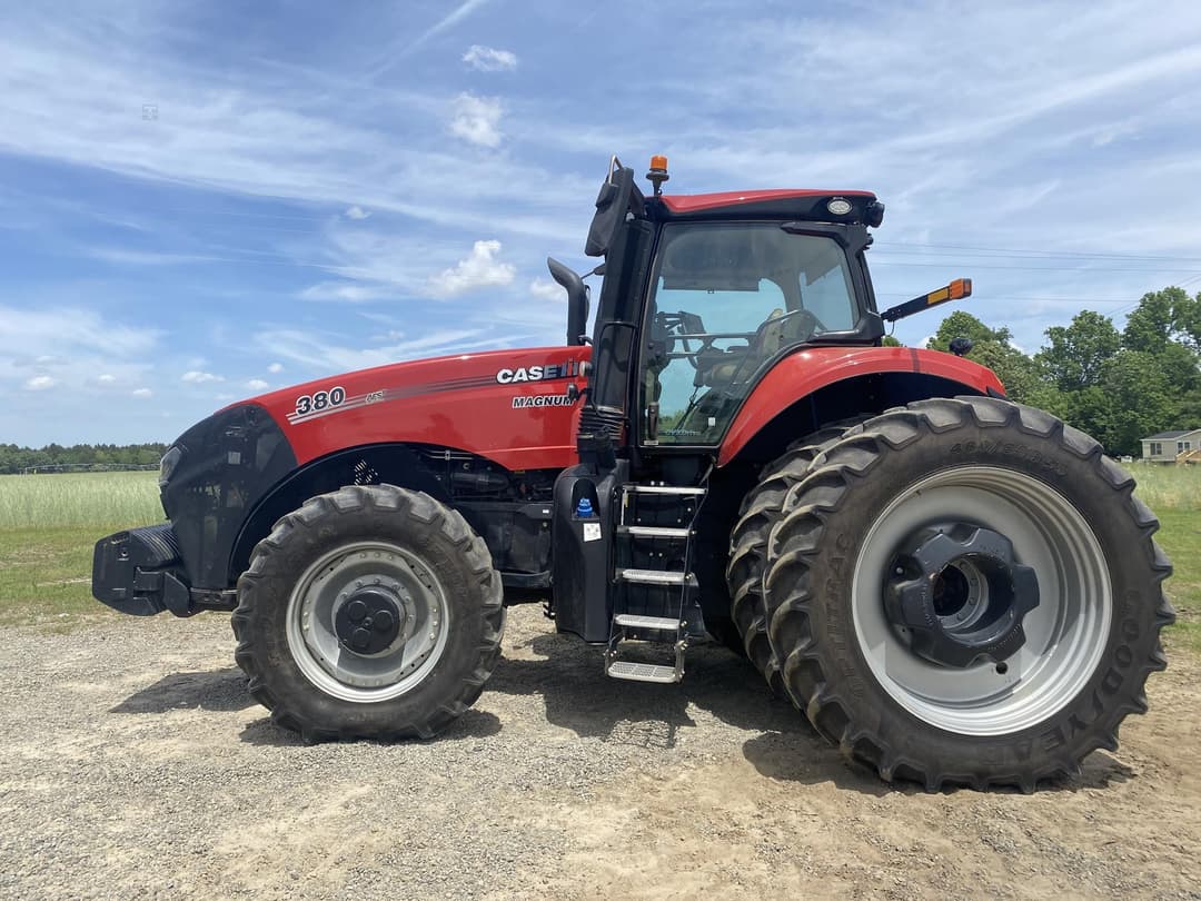Image of Case IH Magnum 380 Primary image