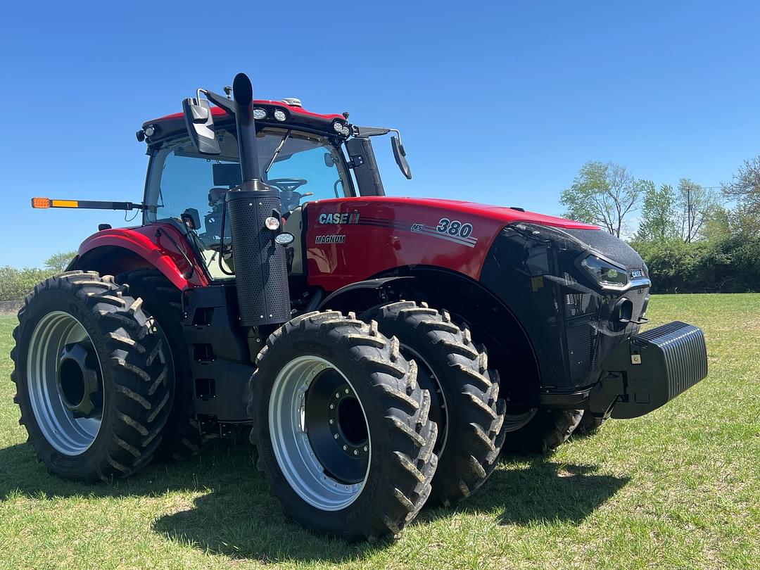 Image of Case IH Magnum 380 Primary image