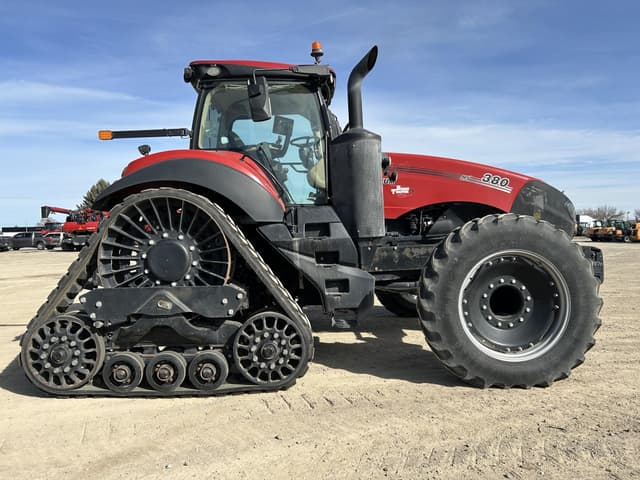Image of Case IH Magnum 380 RowTrac equipment image 3