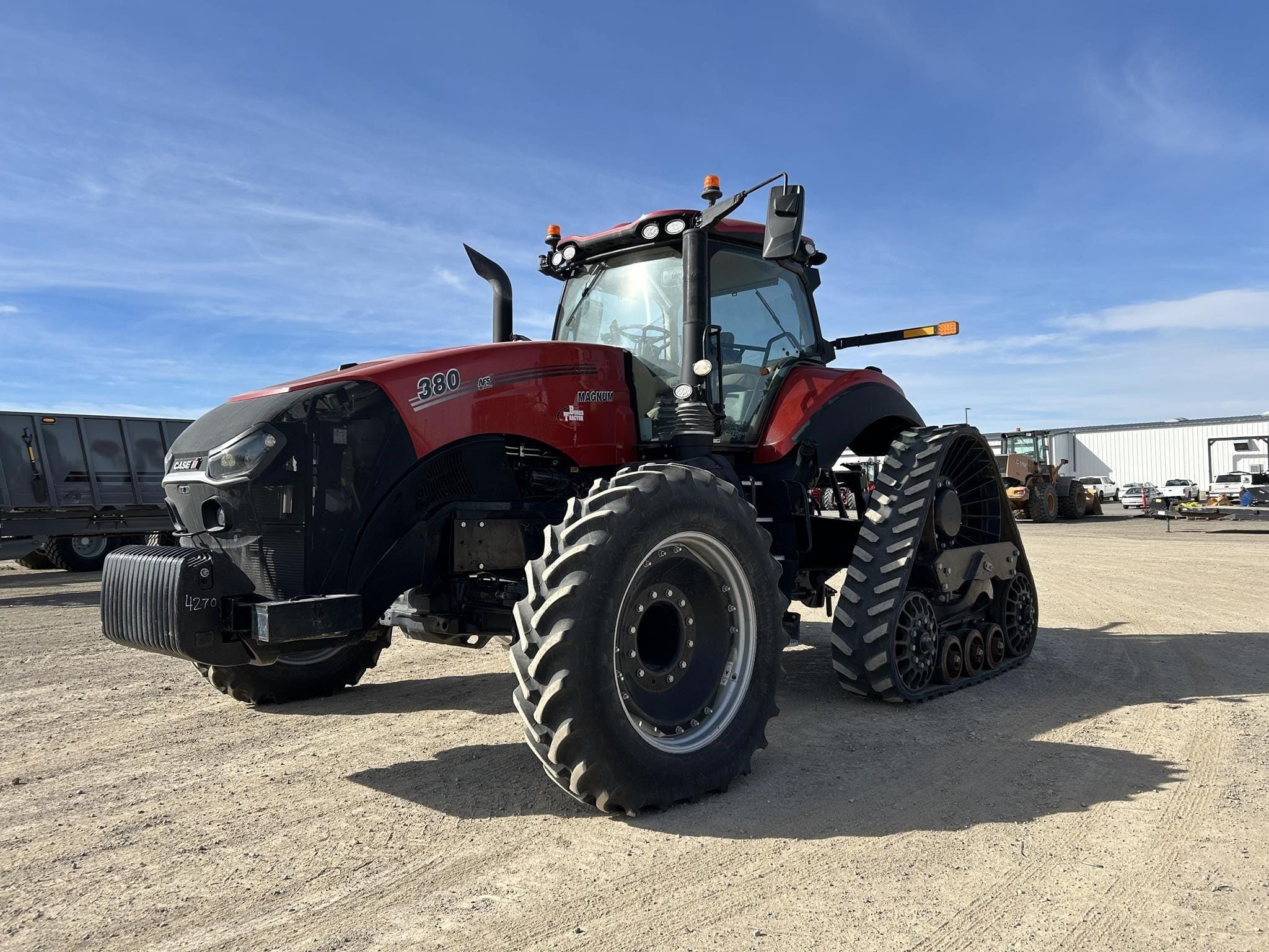 2022 Case IH Magnum 380 RowTrac Equipment Image0