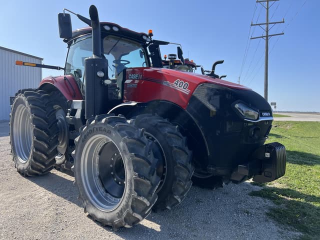 Image of Case IH Magnum 400 equipment image 1