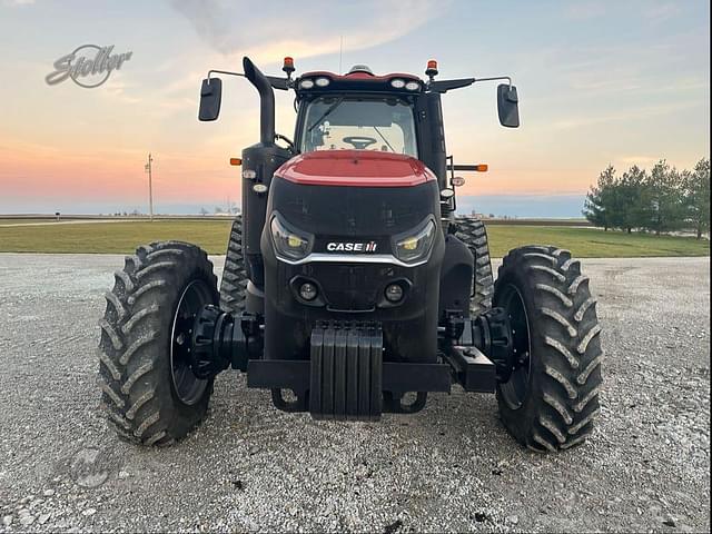 Image of Case IH Magnum 400 Rowtrac equipment image 2