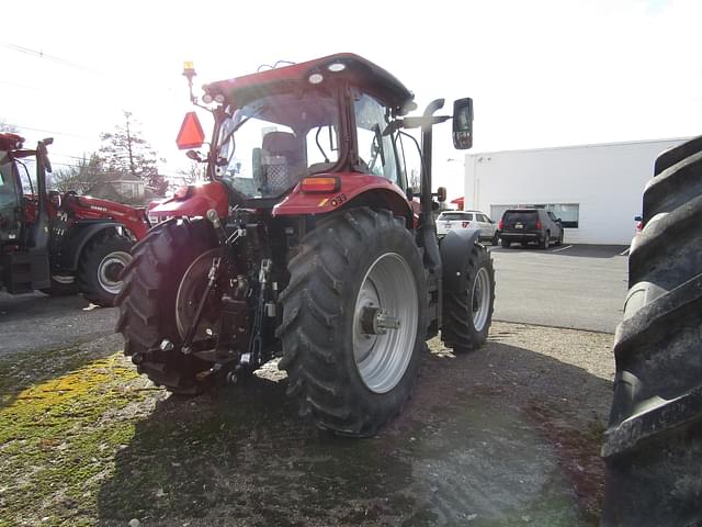 Image of Case IH Maxxum 125 equipment image 3