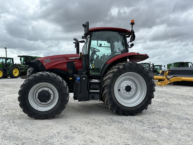 Image of Case IH Maxxum 125 equipment image 1