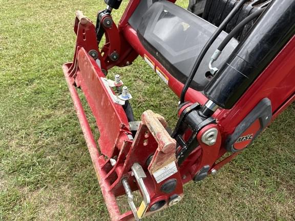 Image of Case IH Maxxum 125 equipment image 3
