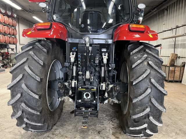 Image of Case IH Maxxum 135 equipment image 2