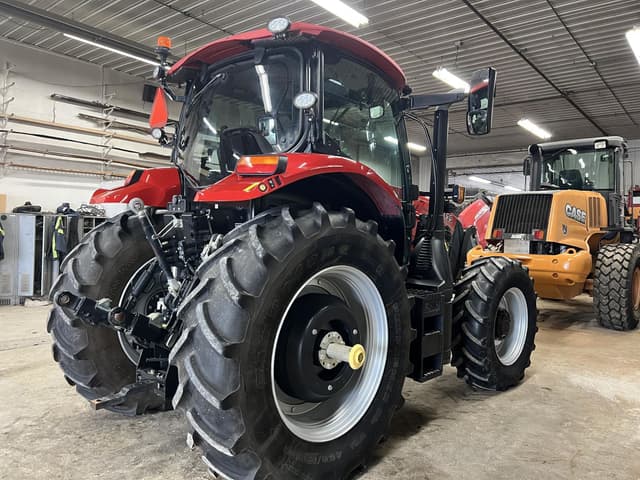 Image of Case IH Maxxum 135 equipment image 1
