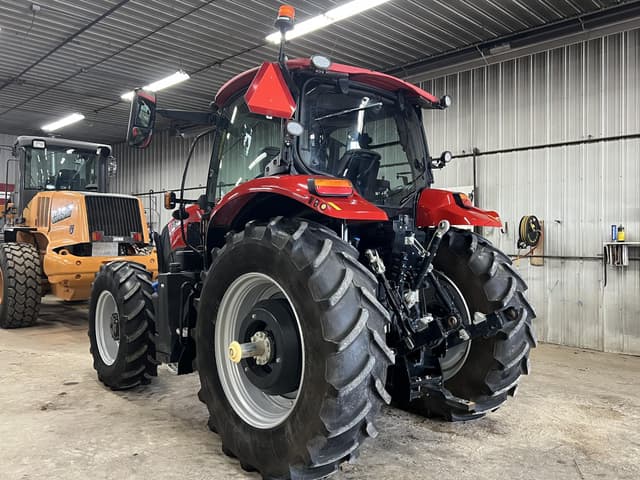 Image of Case IH Maxxum 135 equipment image 3